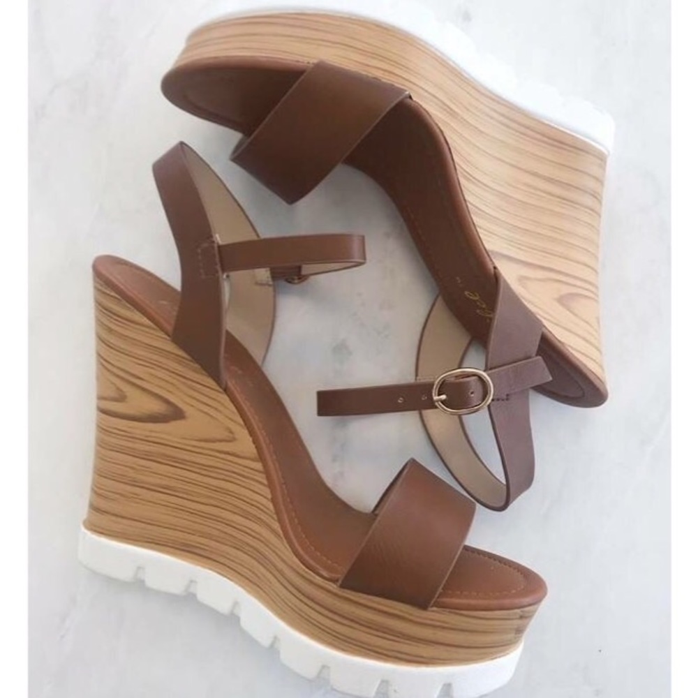 Bonnibel Abiel Wedge